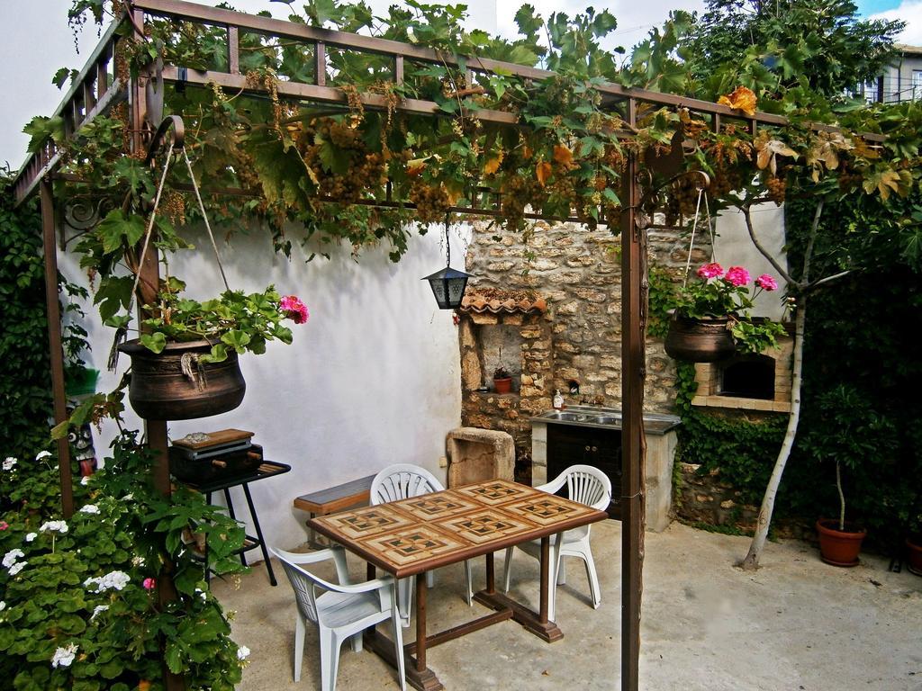 Retro - 19Th Century Guest House Balchik Exterior foto